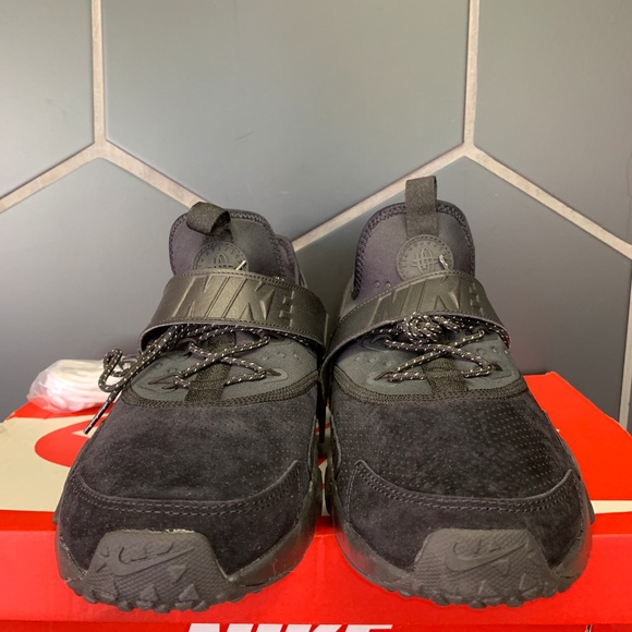Nike Air Huarache Drift PRM Triple Black Shoe - Picture 3 of 6
